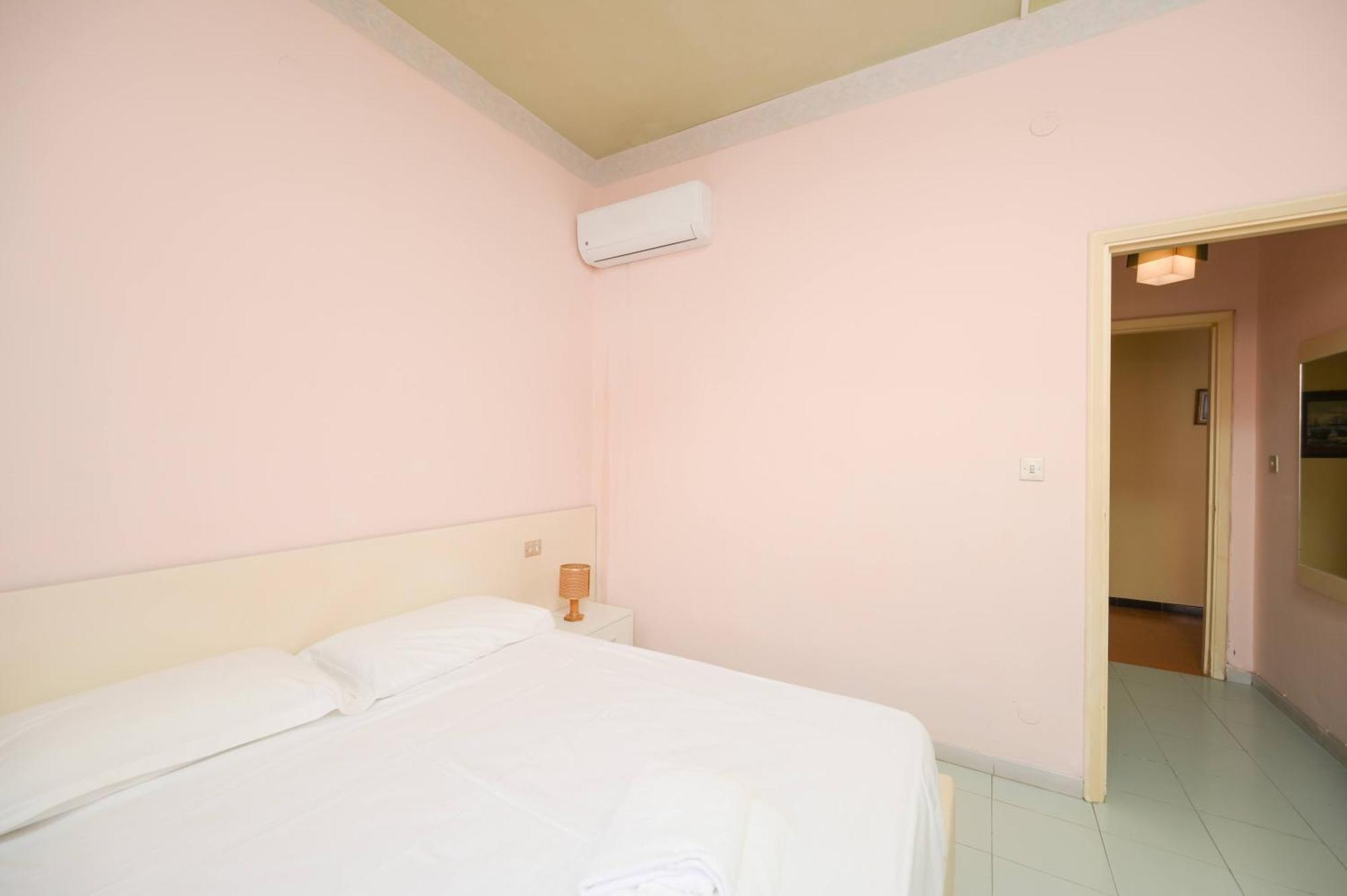 Villa Diana - Beach & Rooms Ischia Eksteriør billede