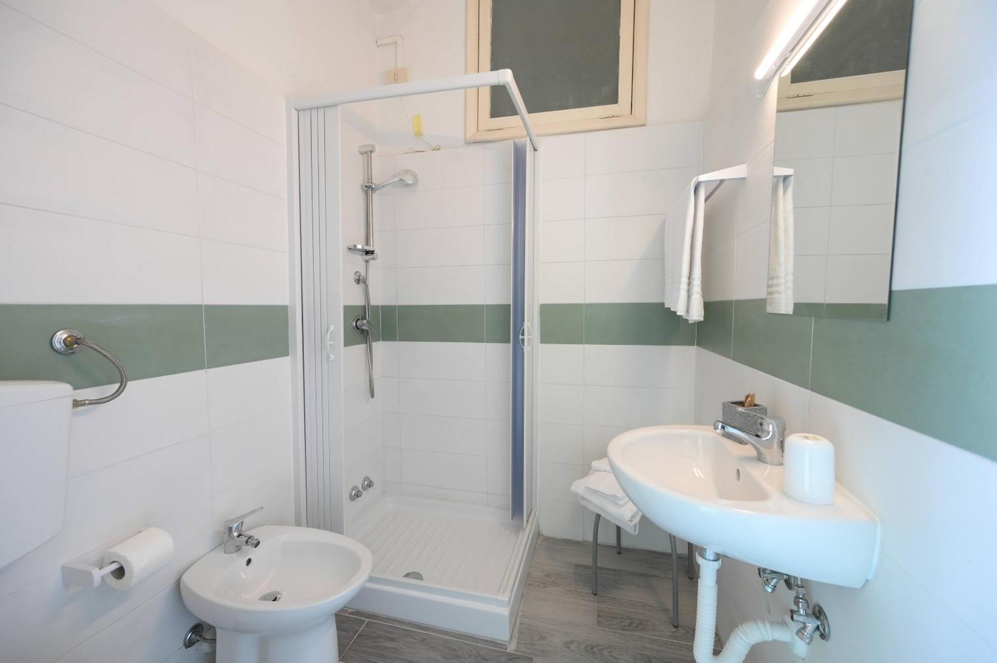 Villa Diana - Beach & Rooms Ischia Eksteriør billede