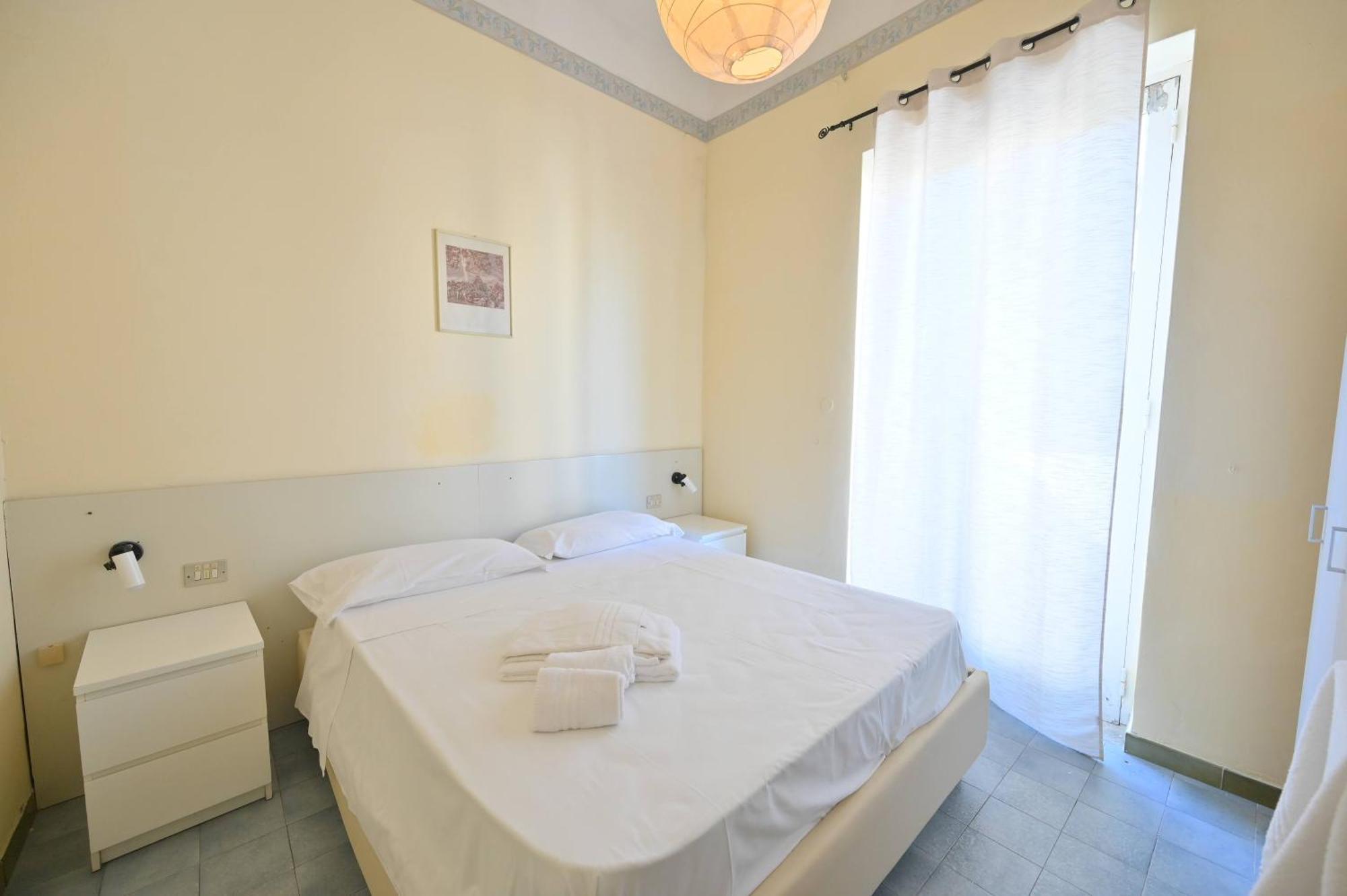 Villa Diana - Beach & Rooms Ischia Eksteriør billede