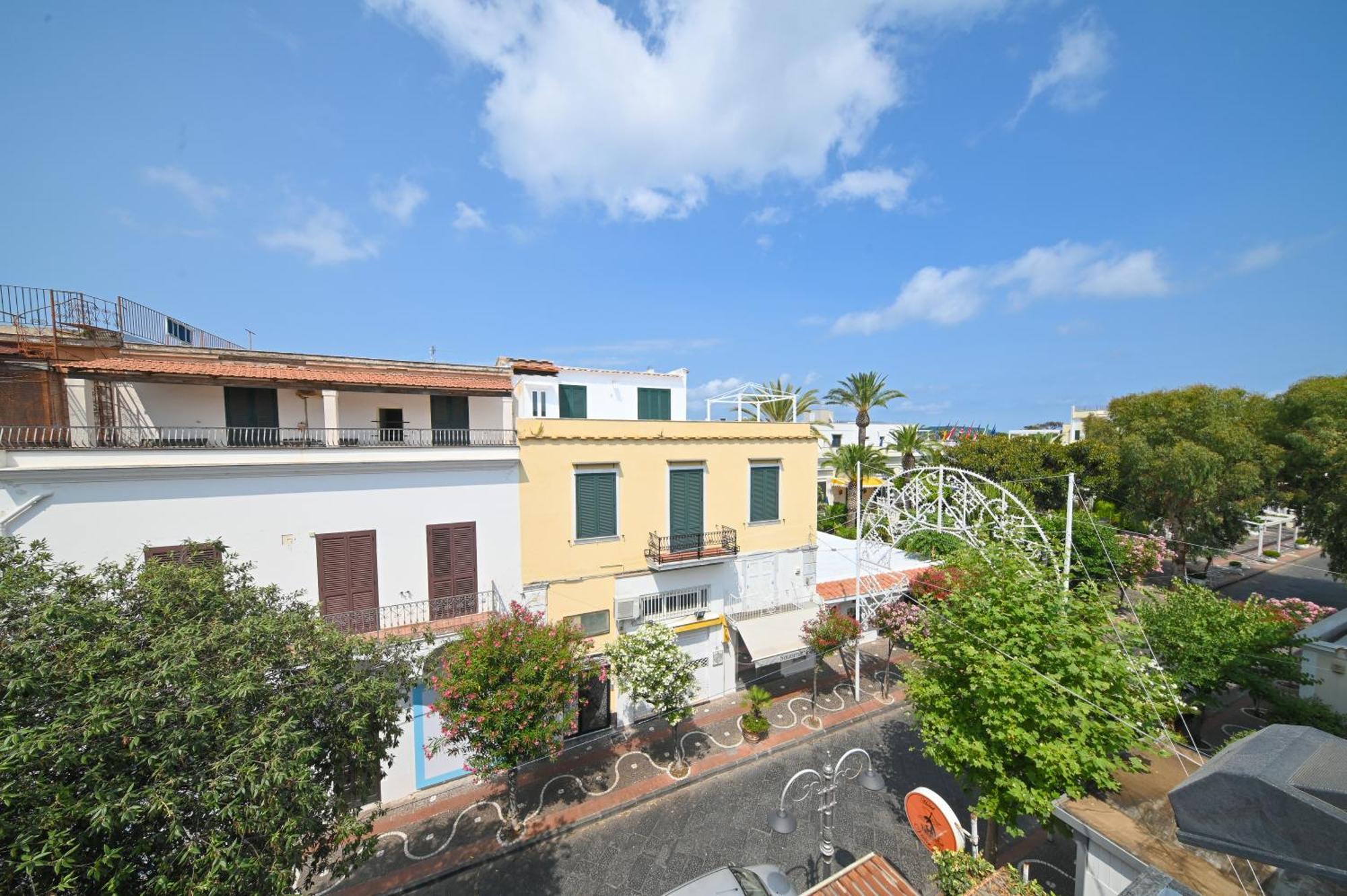 Villa Diana - Beach & Rooms Ischia Eksteriør billede